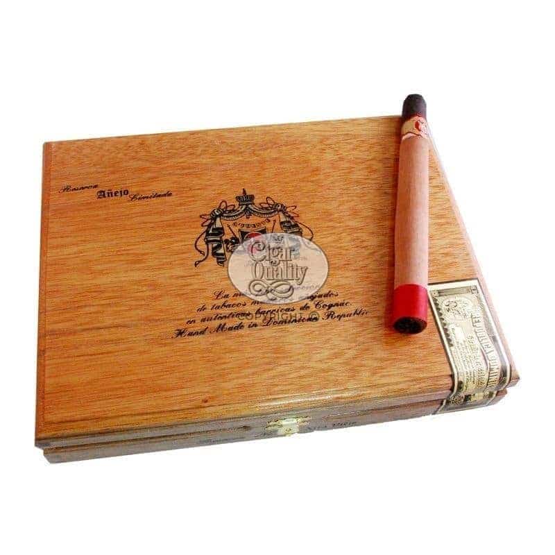 Arturo Fuente Anejo No 49 Double Corona 02 compressor