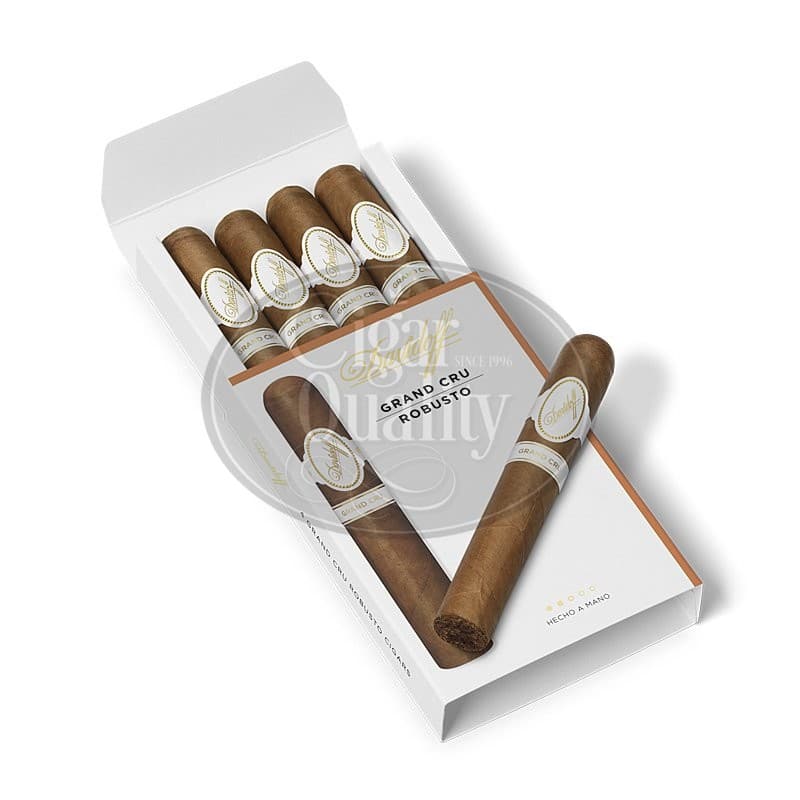 Davidoff Grand Cru Robusto 4 01