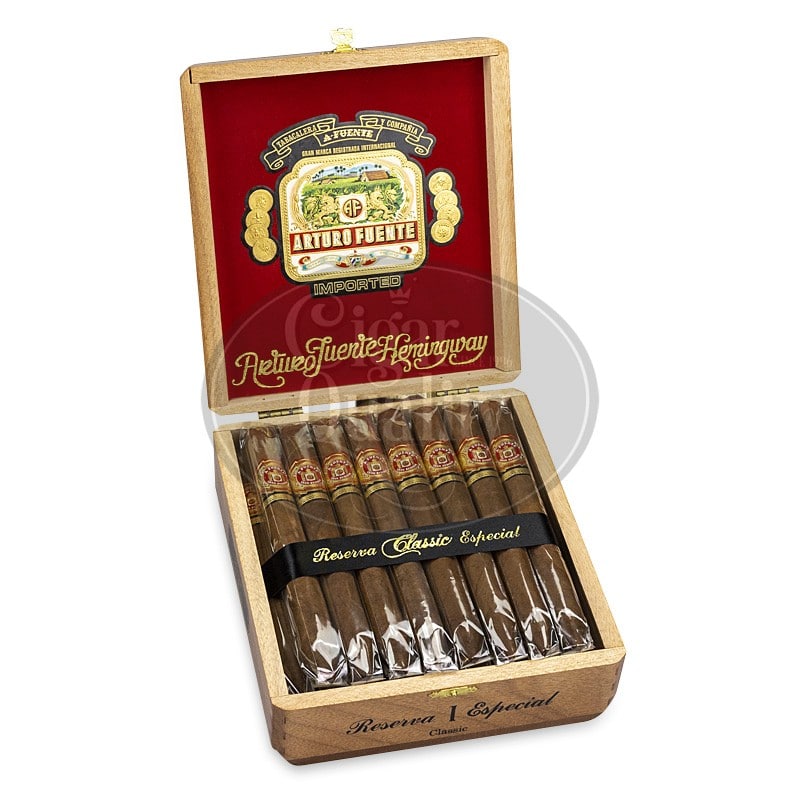 20220511015738 arturo fuente hemingway classic sungrown 25 01 br backup.jpg
