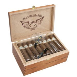 tres hermanos no 1 short wide robusto (24)