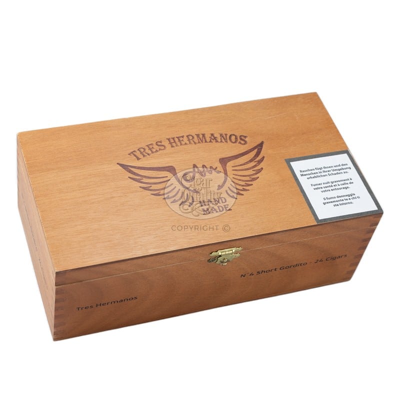 tres hermanos no 4 short gordito (24)