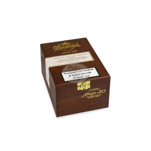 balmoral añejo xo nicaragua gran toro (20)