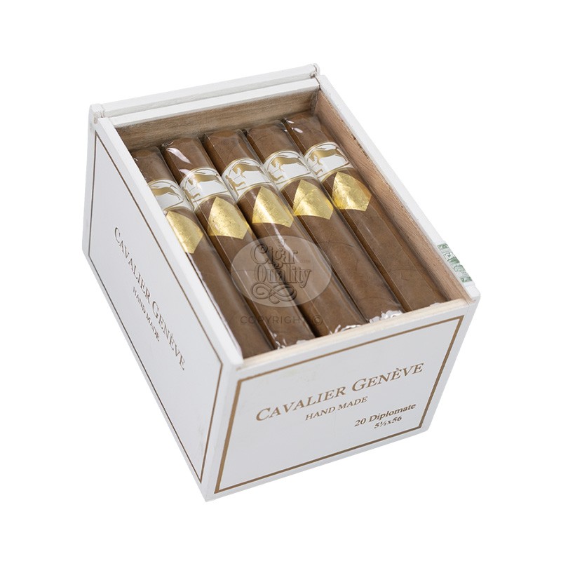 cavalier genève white series diplomate (20)