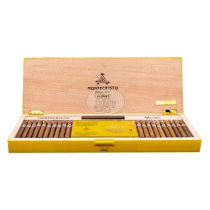 Montecristo Short Humidor Year of the Snake (66)