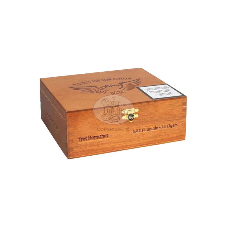 Tres Hermanos No Piramide jpg