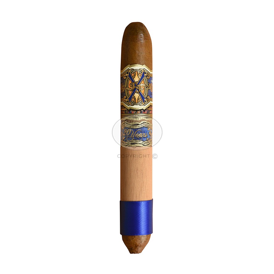Arturo Fuente FFOX th Anniversary Gods Whisper jpg