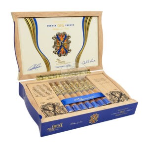 A Fuente FFOX th Anniversary Father Son cigares jpg